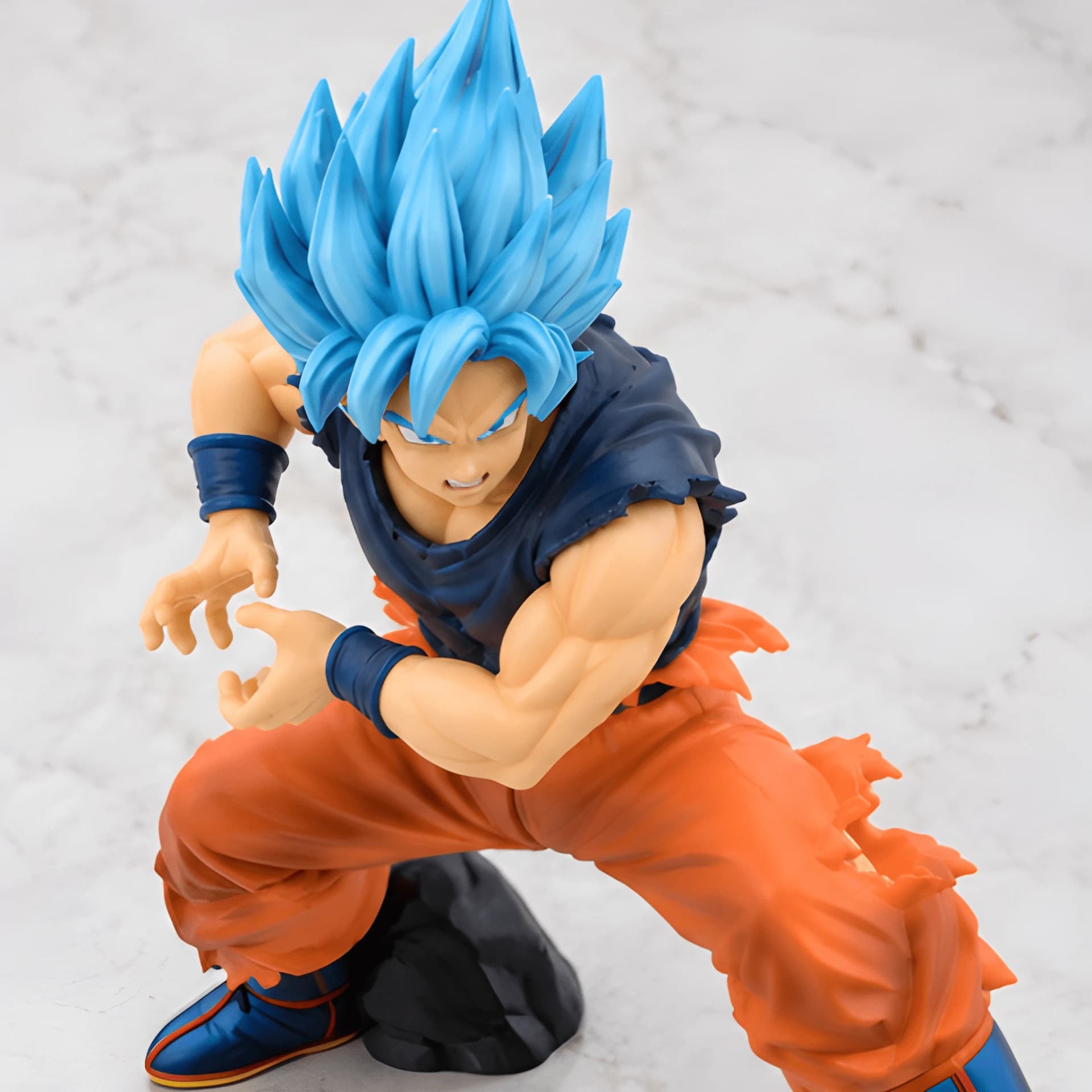Super Saiyan Blue Goku Dragon Ball Figure 20 cm – anime figure for desk 2